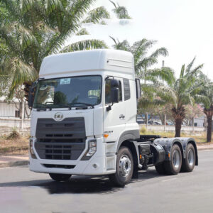 Xe đầu kéo UD Trucks GWE 350